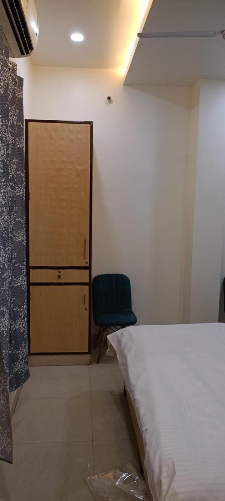 Hotel Saffron Meerut Exterior photo