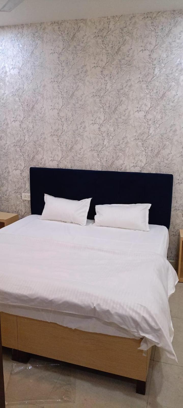 Hotel Saffron Meerut Exterior photo